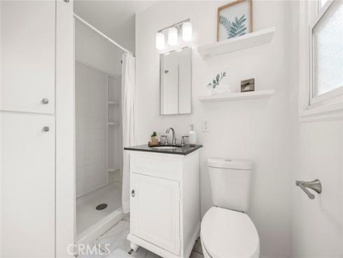 719 S Walnut , Brea, CA