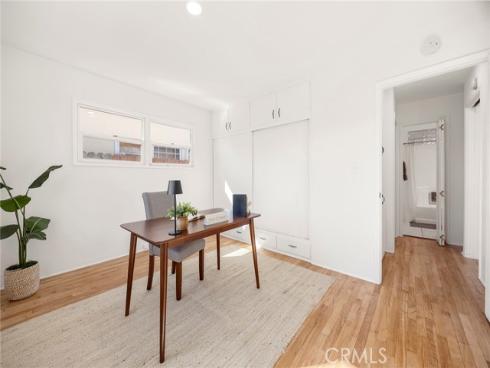 719 S Walnut , Brea, CA