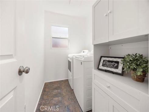 719 S Walnut , Brea, CA