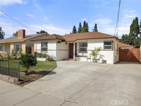 719 S Walnut , Brea, CA