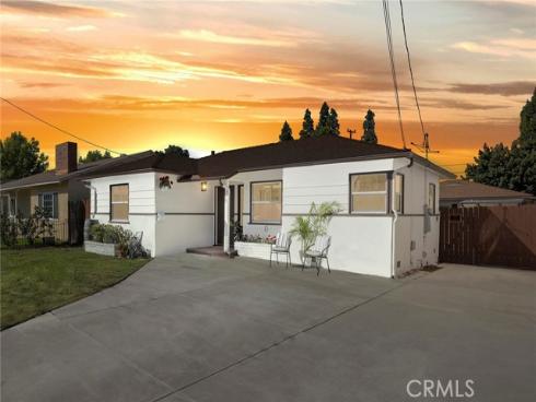 719 S Walnut , Brea, CA