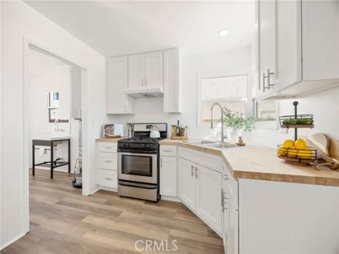 719 S Walnut , Brea, CA