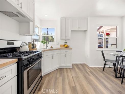 719 S Walnut , Brea, CA