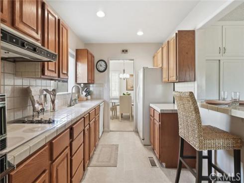 421  Sycamore Avenue  , Brea, CA