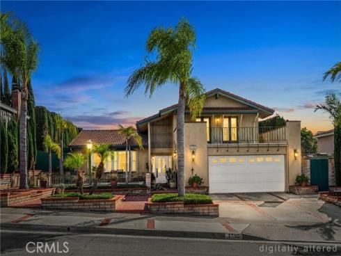 1796 Ravencrest Drive