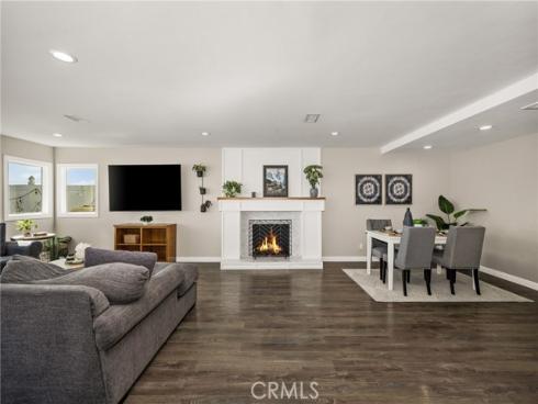 688 Buttonwood , Brea, CA