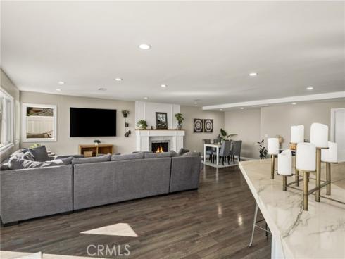 688 Buttonwood , Brea, CA