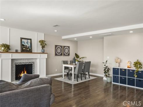 688 Buttonwood , Brea, CA