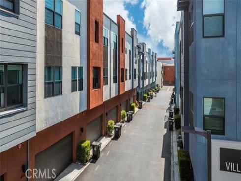 448 W Central Ave  , Brea, CA