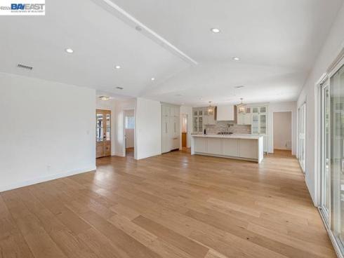 1215  Wardman Dr  , Brea, CA