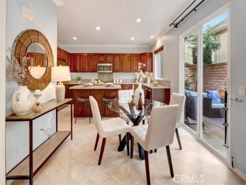 958  Baxter  , Brea, CA