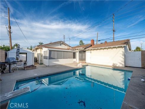 1209 N Puente Street, Brea, CA
