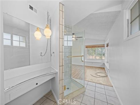 1209 N Puente Street, Brea, CA