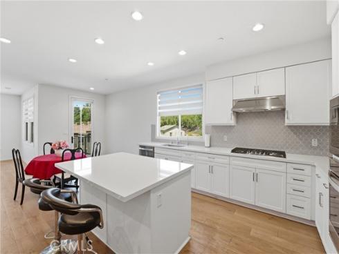 220  Buena Vida  308  Drive, Brea, CA