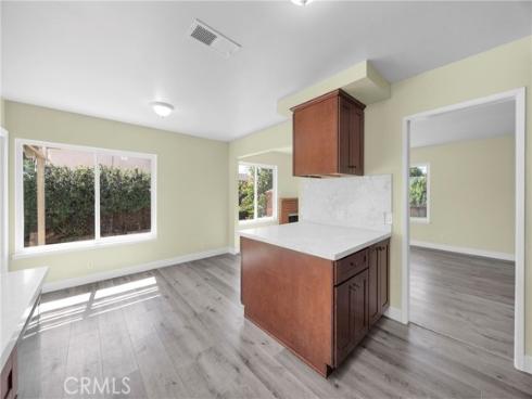 570  Olive   Avenue, Brea, CA