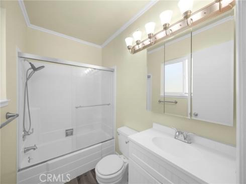 570  Olive   Avenue, Brea, CA