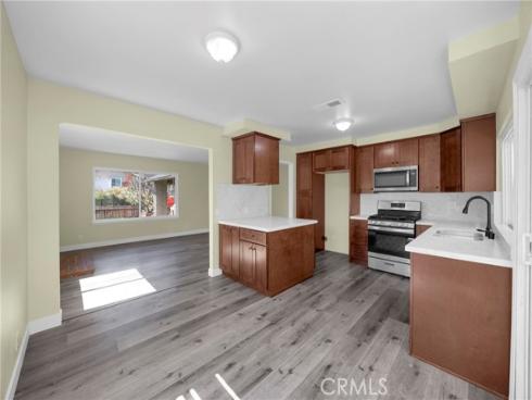 570  Olive   Avenue, Brea, CA