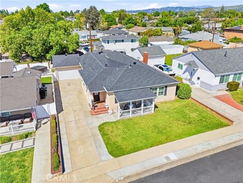 633  Laurel   Avenue, Brea, CA