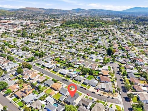 633  Laurel   Avenue, Brea, CA