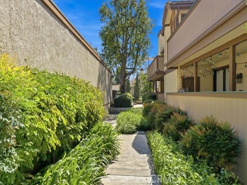 600 N Brea  50 , Brea, CA