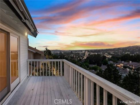 897  Kings Canyon   Road, Brea, CA