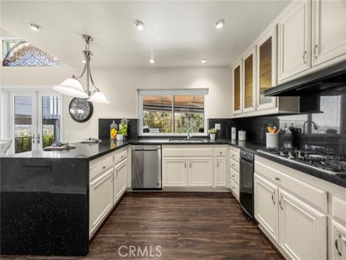 897  Kings Canyon   Road, Brea, CA