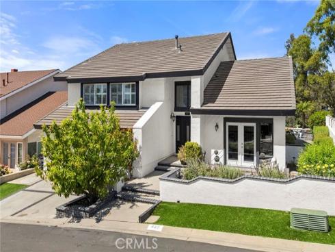 897  Kings Canyon   Road, Brea, CA