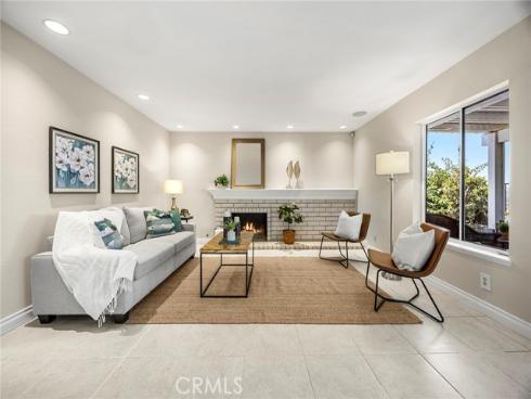 897  Kings Canyon   Road, Brea, CA