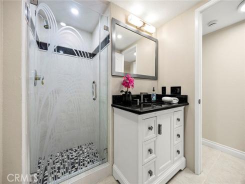 897  Kings Canyon   Road, Brea, CA