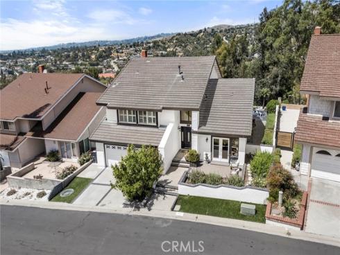 897  Kings Canyon   Road, Brea, CA