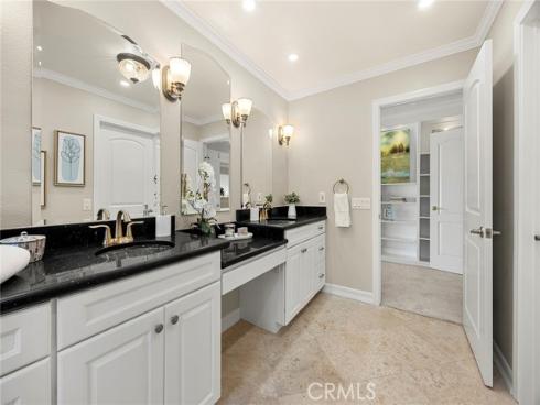 897  Kings Canyon   Road, Brea, CA