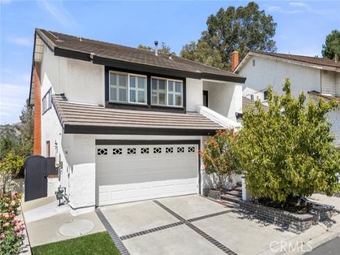 897  Kings Canyon   Road, Brea, CA