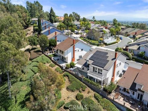 897  Kings Canyon   Road, Brea, CA