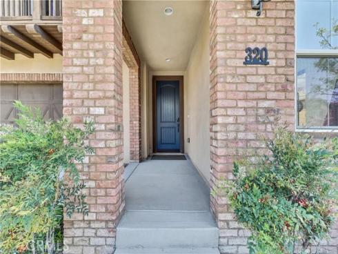 320  La Floresta   Drive, Brea, CA