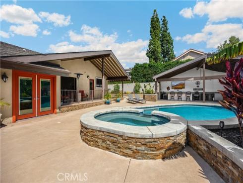 1001 W Dorothy   Drive, Brea, CA