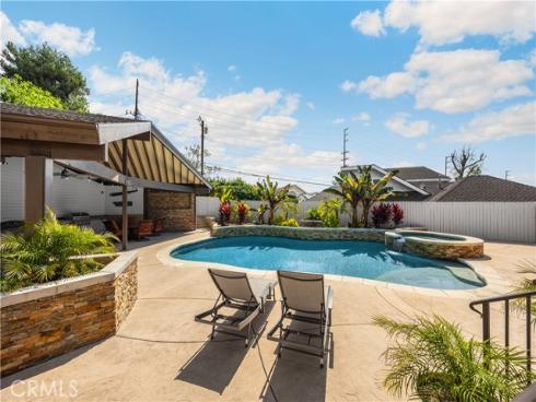 1001 W Dorothy   Drive, Brea, CA