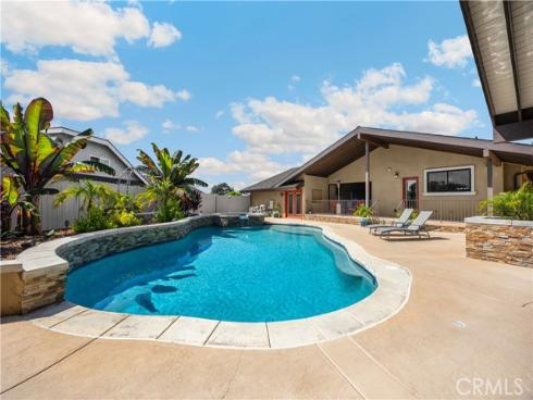 1001 W Dorothy   Drive, Brea, CA