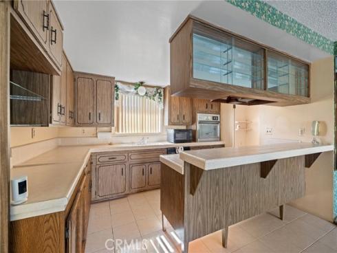 1319  Las Lomas  , Brea, CA