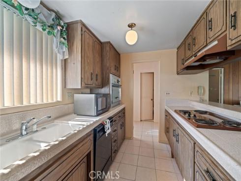 1319  Las Lomas  , Brea, CA