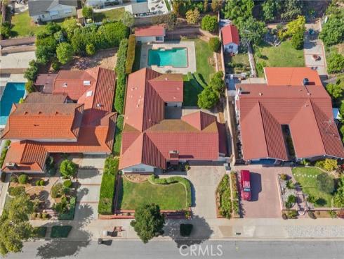 1319  Las Lomas  , Brea, CA