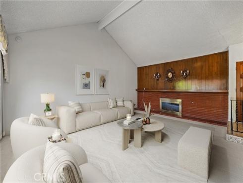 1319  Las Lomas  , Brea, CA