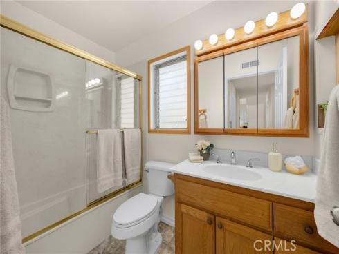 1618  E Eucalyptus   Street, Brea, CA