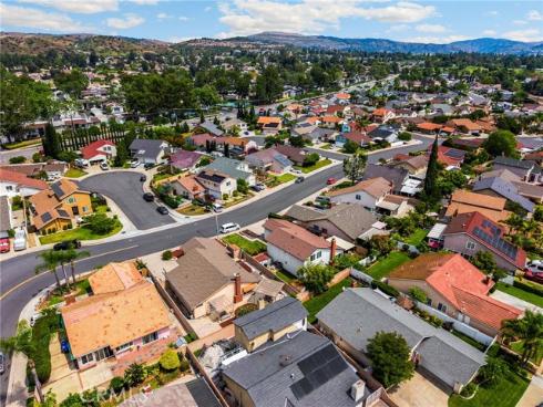 1618  E Eucalyptus   Street, Brea, CA