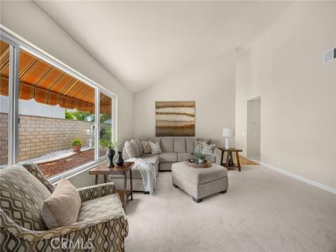 1618  E Eucalyptus   Street, Brea, CA