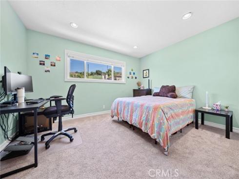 1013  Woodcrest  , Brea, CA