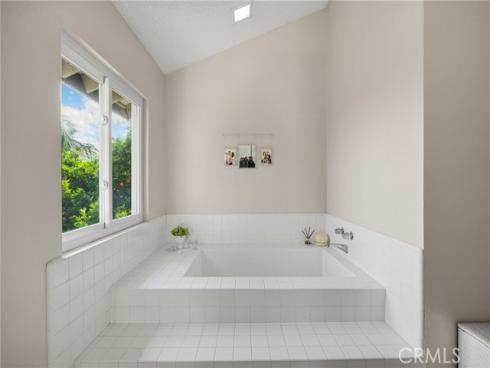 536  Silver Canyon   Way, Brea, CA