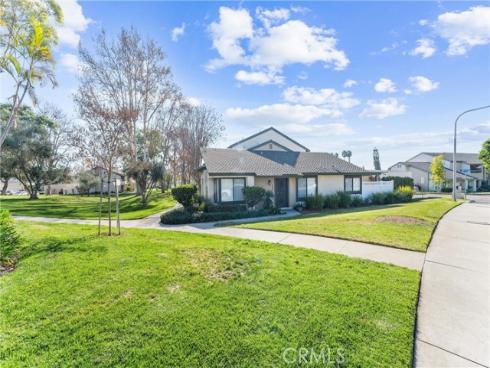 692  Archwood   Avenue, Brea, CA