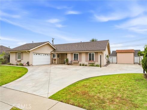 544  Firethorne   Street, Brea, CA