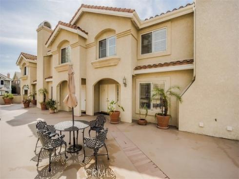 201  Laurel Ave  14 , Brea, CA