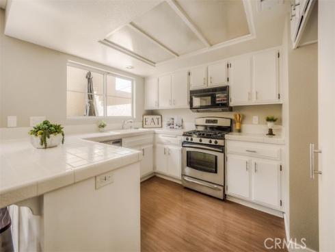 201  Laurel Ave  14 , Brea, CA